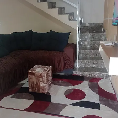 Um excelente duplex em UNAMA-3